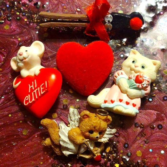 Children's vintage pins / brooches lot - Picture 1 of 2